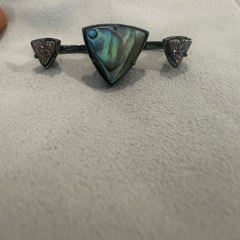 Triangular Abalone Stone Ring - image 1